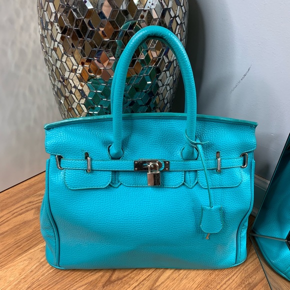 Handbags - ✨ Blue Summer Top Handle Bag ✨